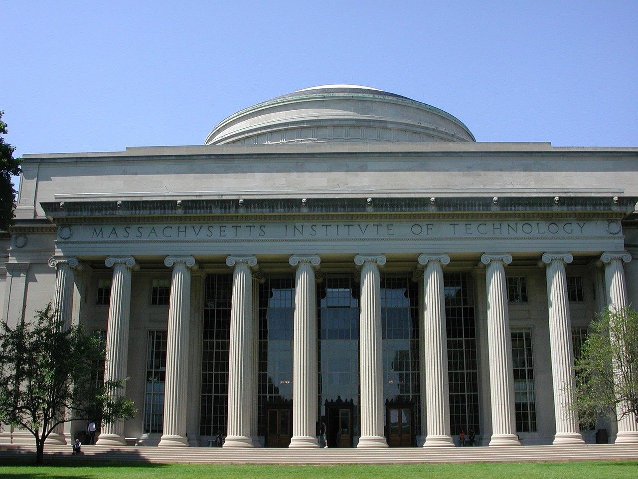 Massachusetts Institute of Technology (MIT)